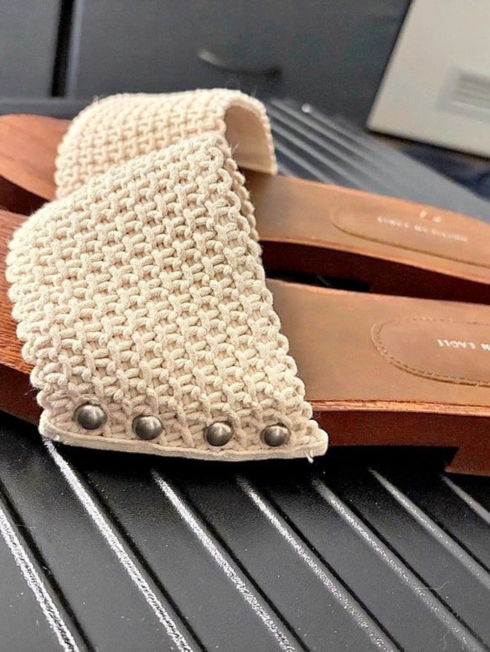 American Eagle AE Crochet Slide Sandal Cream & Brown Size 10 - Picture 2 of 4
